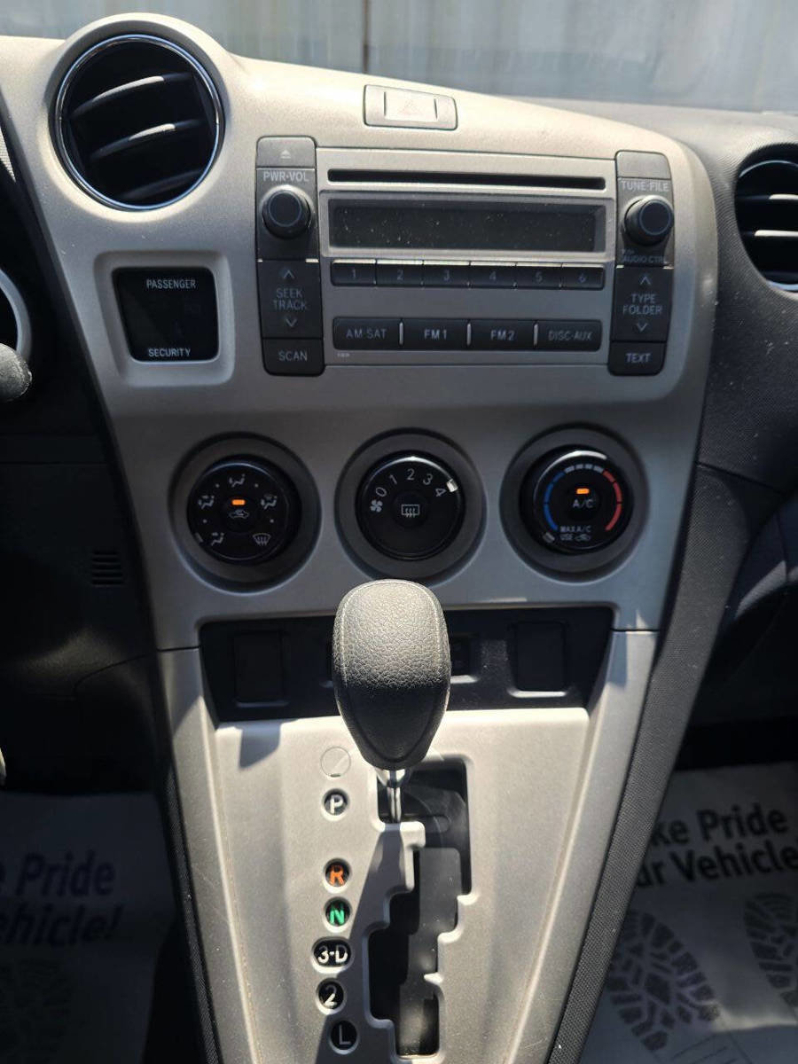 Used 2010 Toyota Matrix FWD image 20