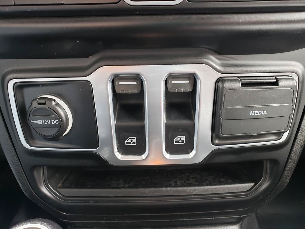 Certified 2023 Jeep Wrangler Sport AWD/4WD image 16