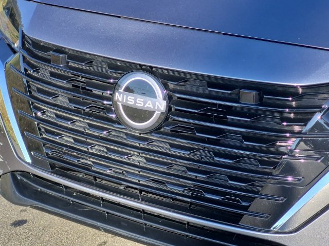 Used 2024 Nissan Sentra SV FWD image 36