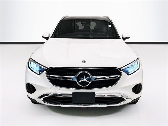 Certified 2025 Mercedes-Benz GLC 300 4MATIC image 2