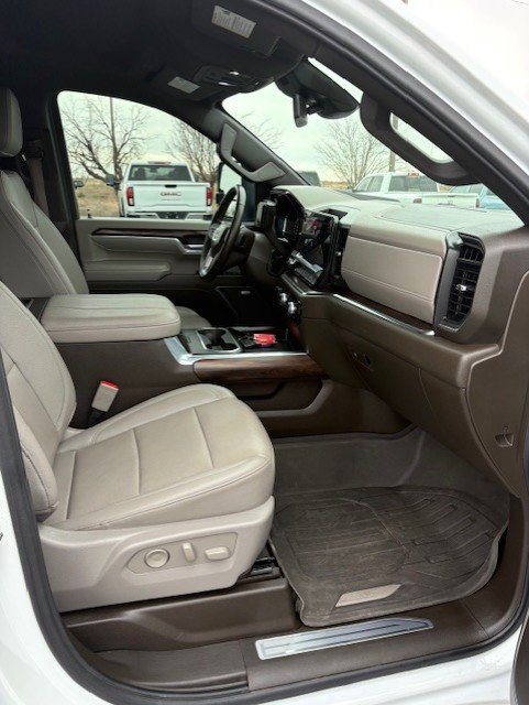 Used 2024 GMC Sierra 2500 SLT w/ Texas SLT Premium Package image 17