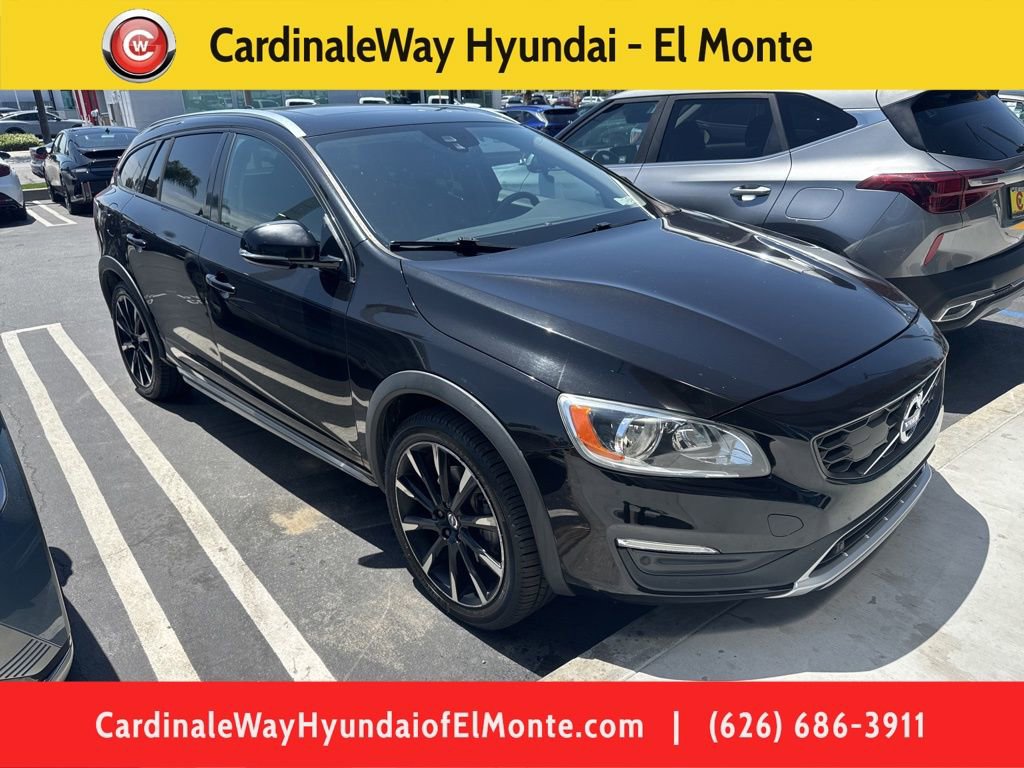 Used 2017 Volvo V60 T5 Cross Country w/ Convenience Package AWD/4WD image 1