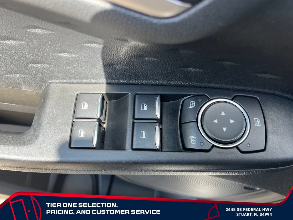 Used 2020 Ford Escape SE FWD image 12
