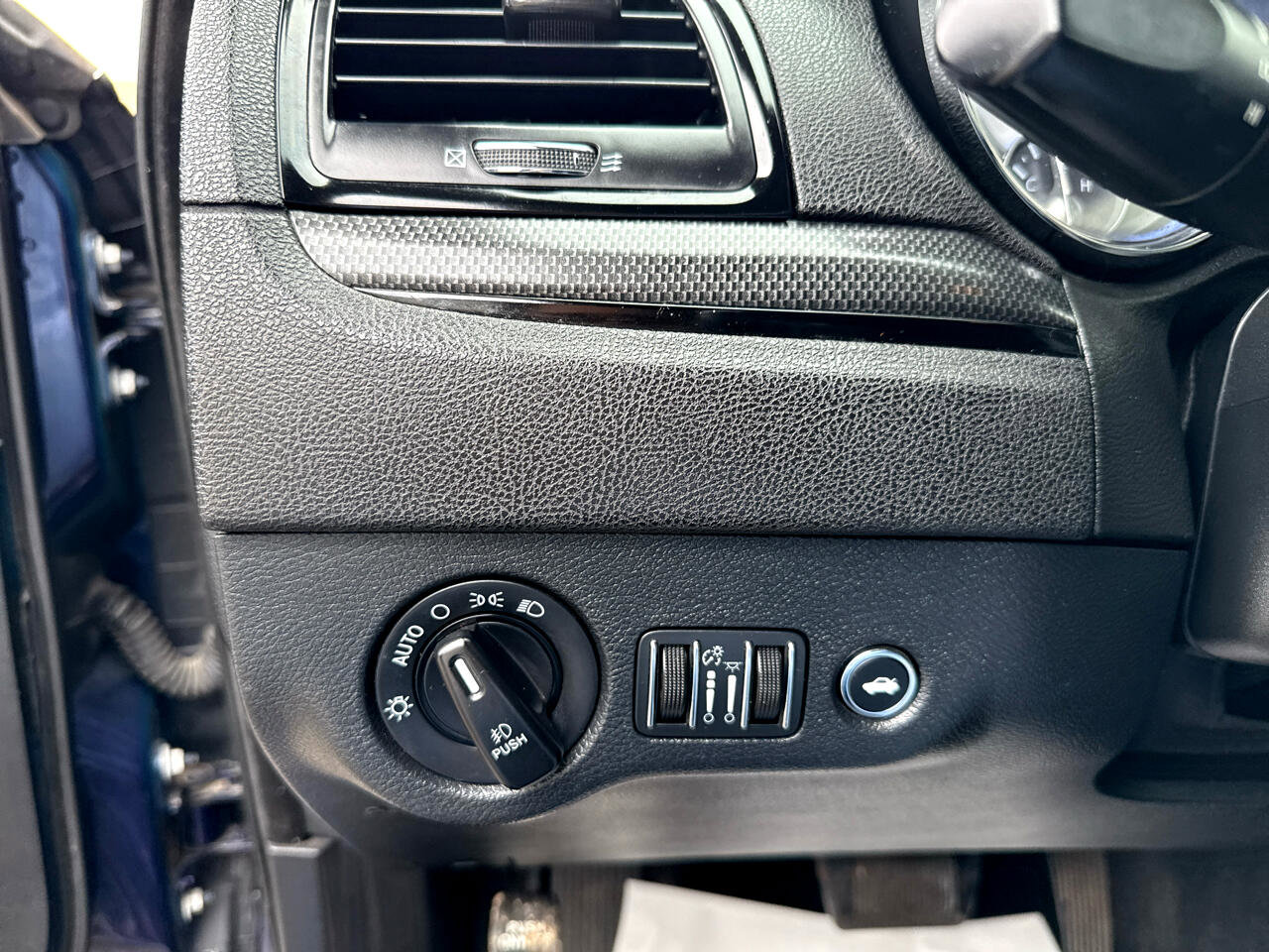 Used 2014 Chrysler 300 S image 21