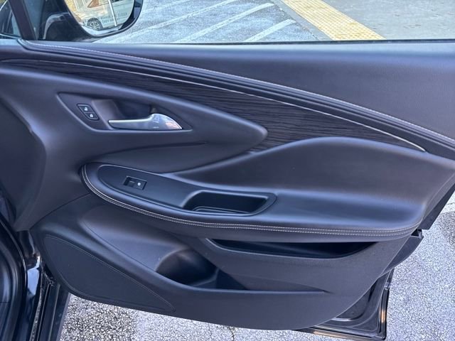 Used 2017 Buick Envision Essence image 33