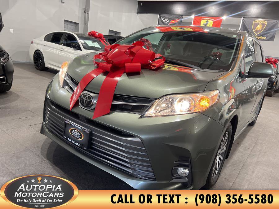 Used 2019 Toyota Sienna XLE image 50