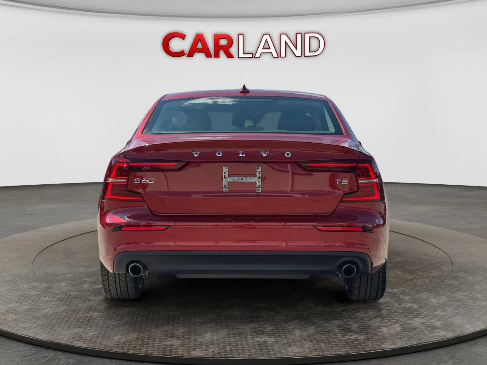 Used 2020 Volvo S60 T5 Momentum FWD image 5
