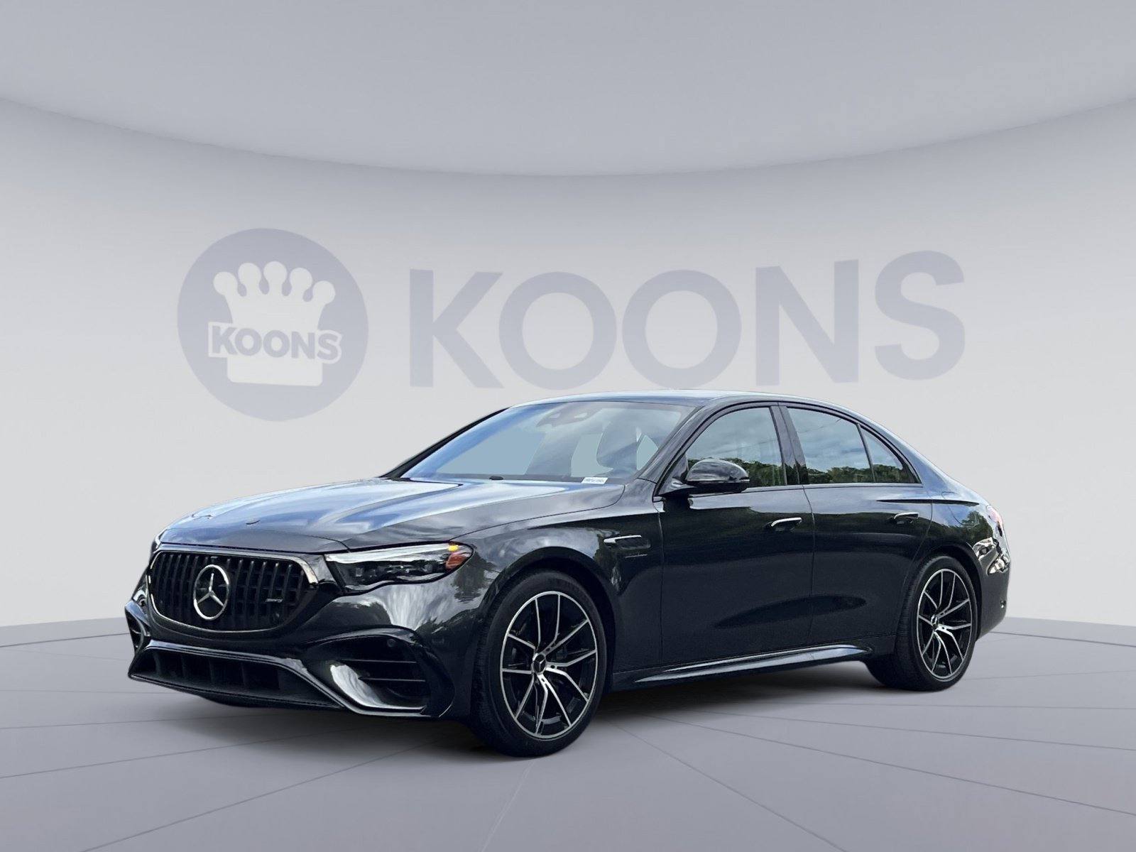 Used 2025 Mercedes-Benz E 53 AMG e 4MATIC Sedan w/ Multicontour Seating Package image 5
