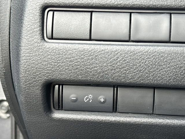 Used 2021 Nissan Rogue S AWD/4WD image 19