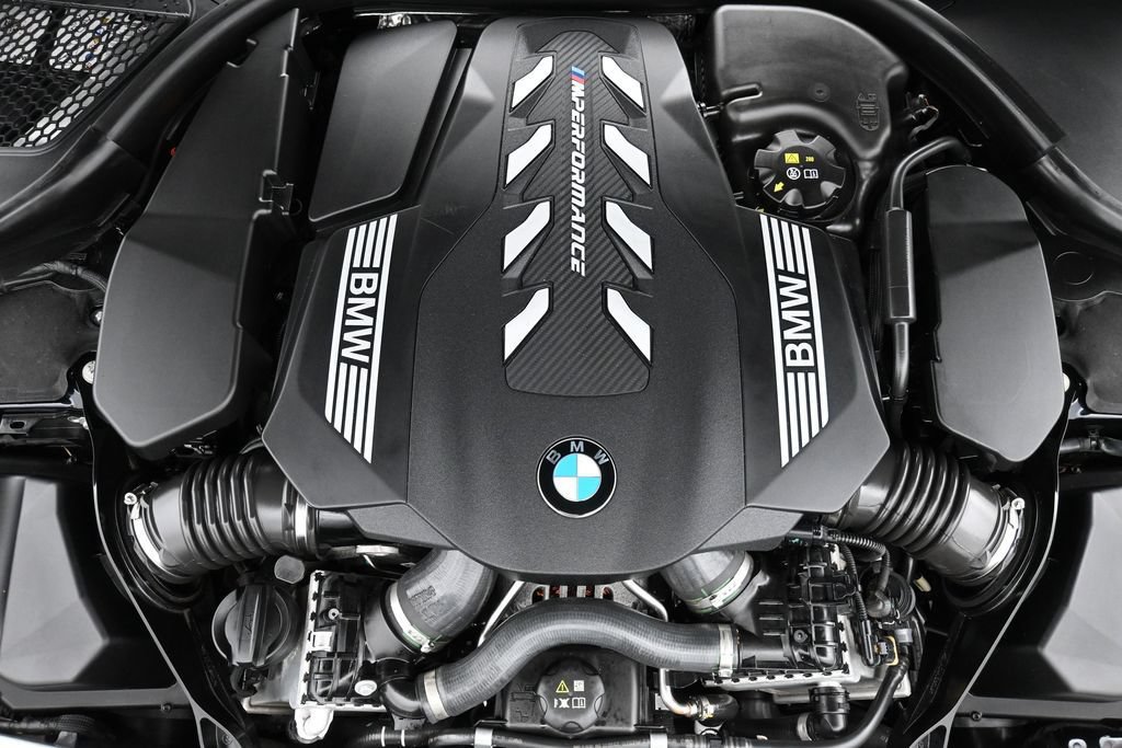 Used 2023 BMW M850i xDrive Convertible w/ M Carbon Exterior Package AWD/4WD image 27