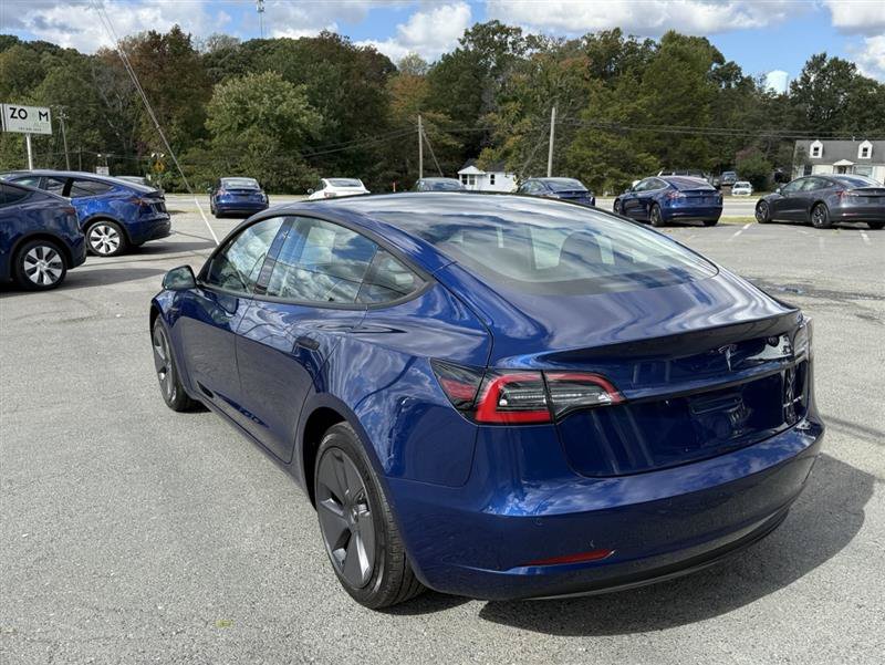 Used 2022 Tesla Model 3 Long Range AWD/4WD image 3