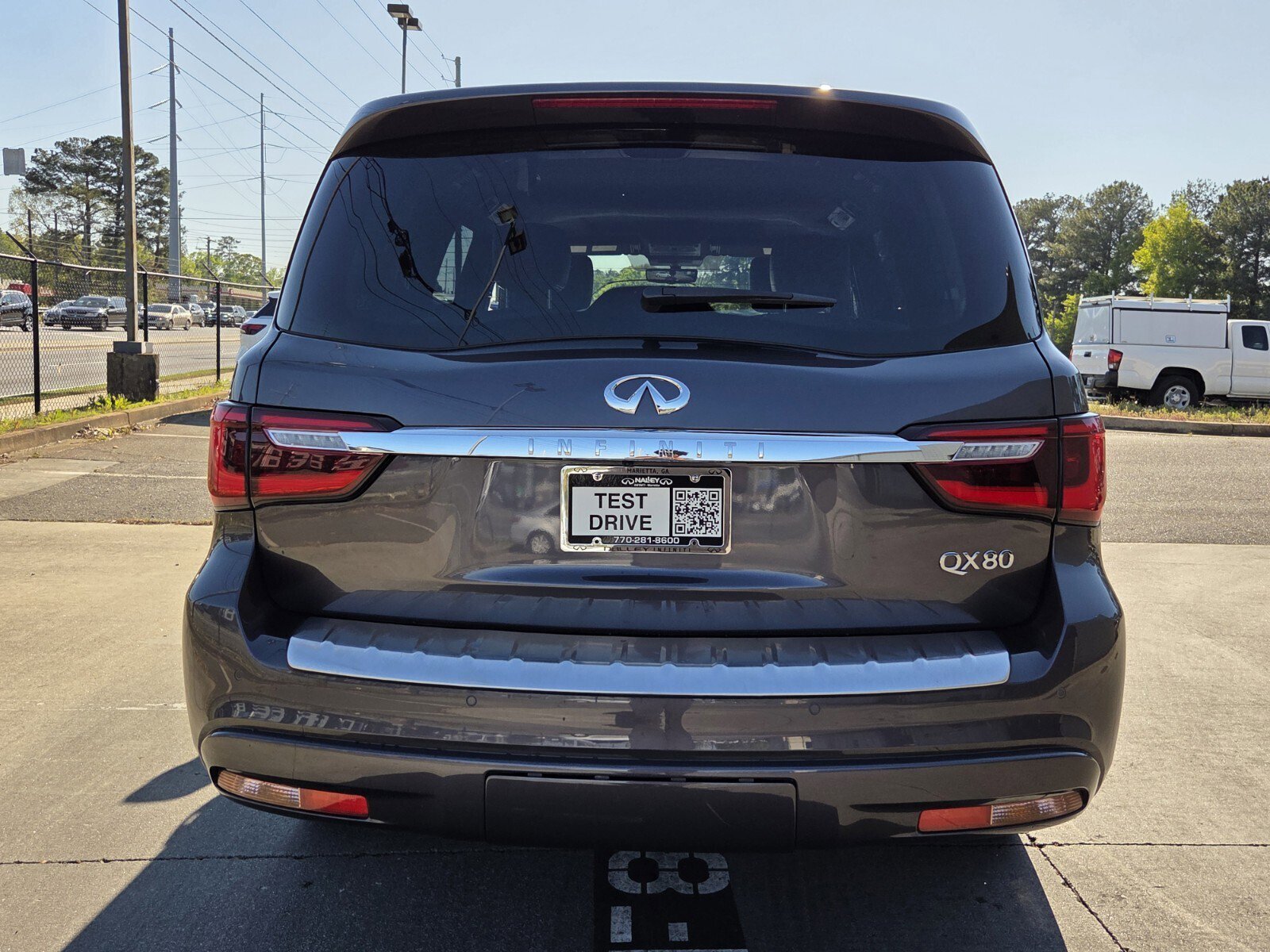 Used 2022 INFINITI QX80 Sensory w/ Cargo Package image 7