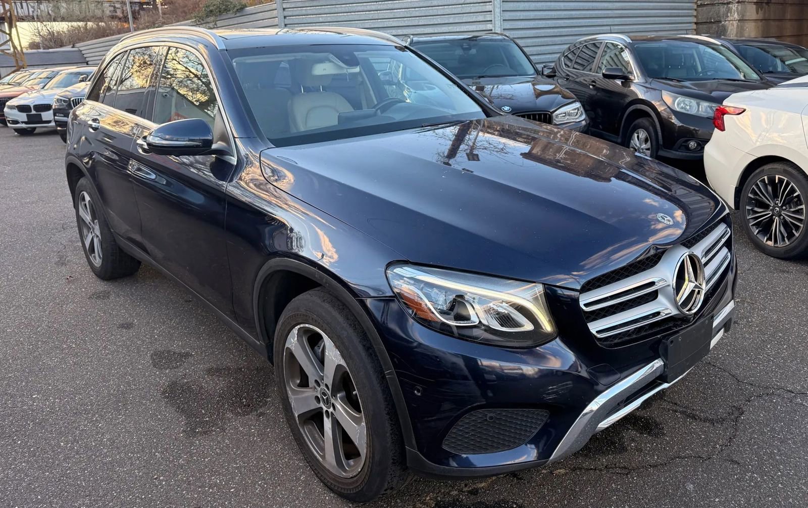 Used 2019 Mercedes-Benz GLC 300 4MATIC w/ Multimedia Package image 3