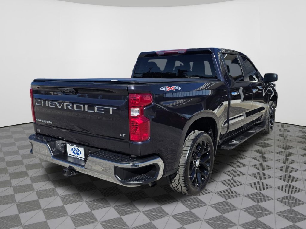 Used 2024 Chevrolet Silverado 1500 LT AWD/4WD image 8