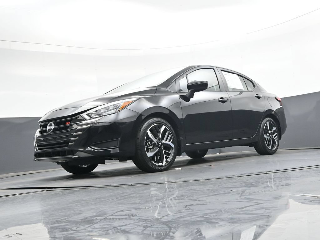 Certified 2025 Nissan Versa SR w/ Trunk Package FWD image 44