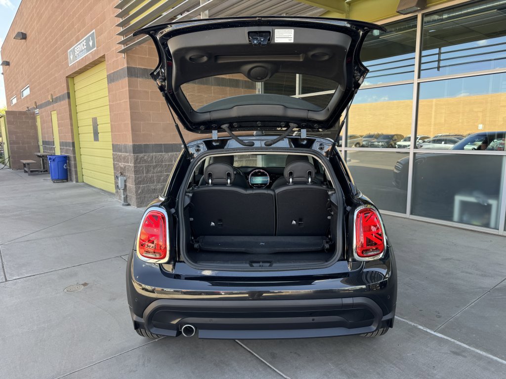 Used 2024 MINI Cooper 2-Door Hardtop FWD image 34