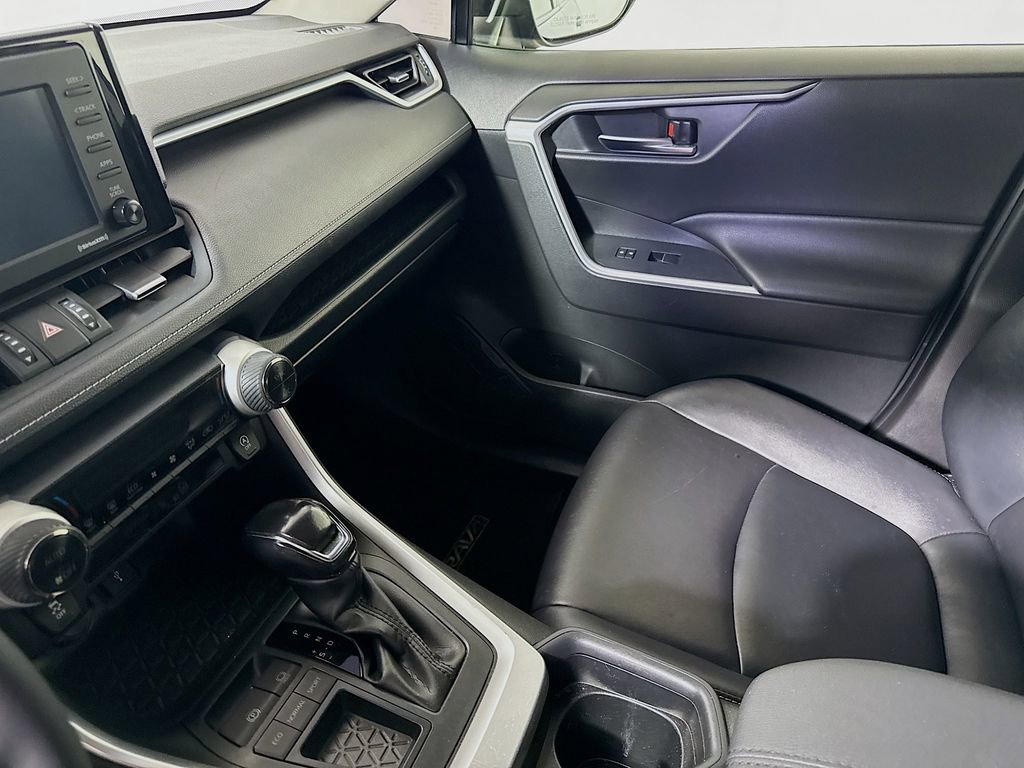 Certified 2020 Toyota RAV4 XLE Premium FWD image 22