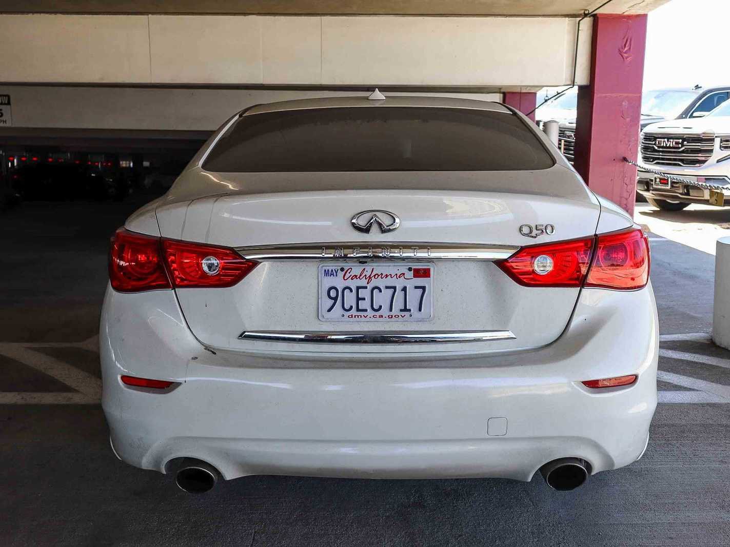 Used 2016 INFINITI Q50 Premium w/ 2.0T Premium Plus Package RWD image 3