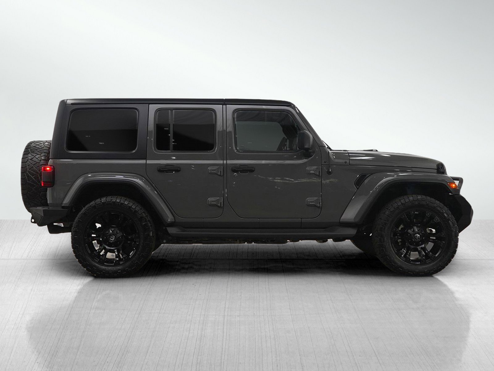 Used 2021 Jeep Wrangler Unlimited Sahara w/ LED Lighting Group image 6