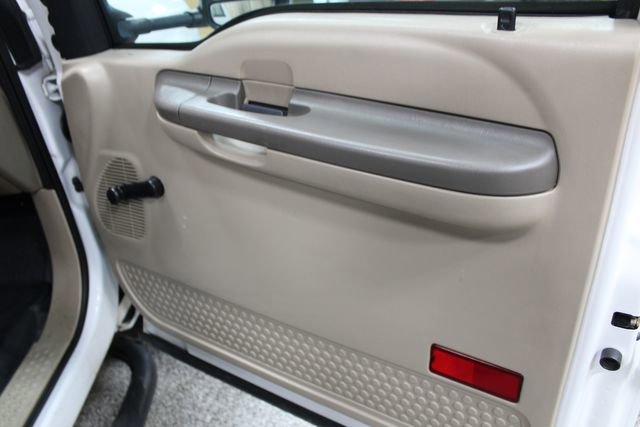 Used 2002 Ford F550 XL image 21