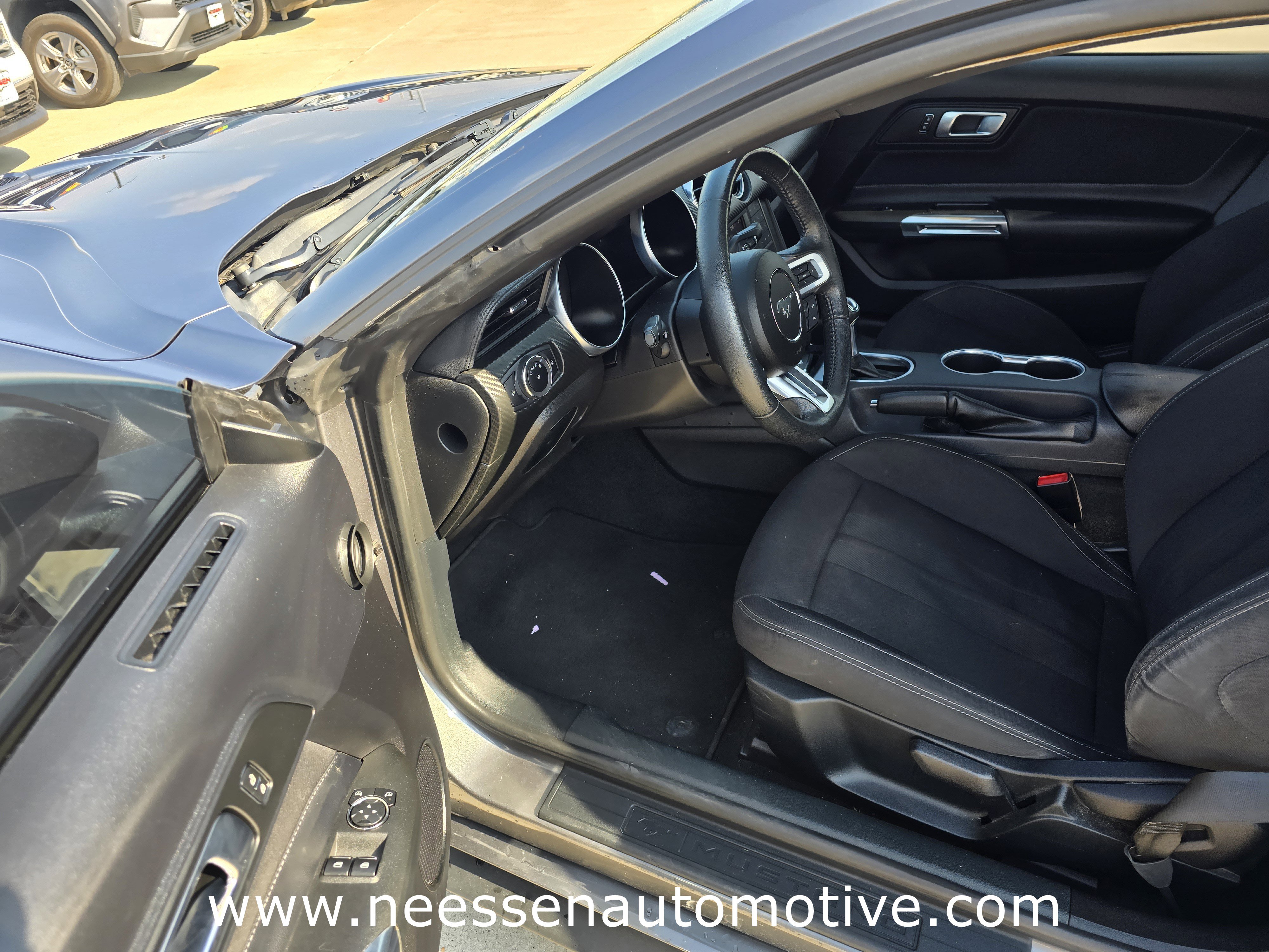 Used 2023 Ford Mustang Coupe image 16