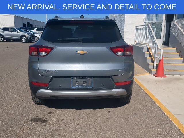 Used 2024 Chevrolet TrailBlazer LT w/ Driver Confidence Package AWD/4WD image 6
