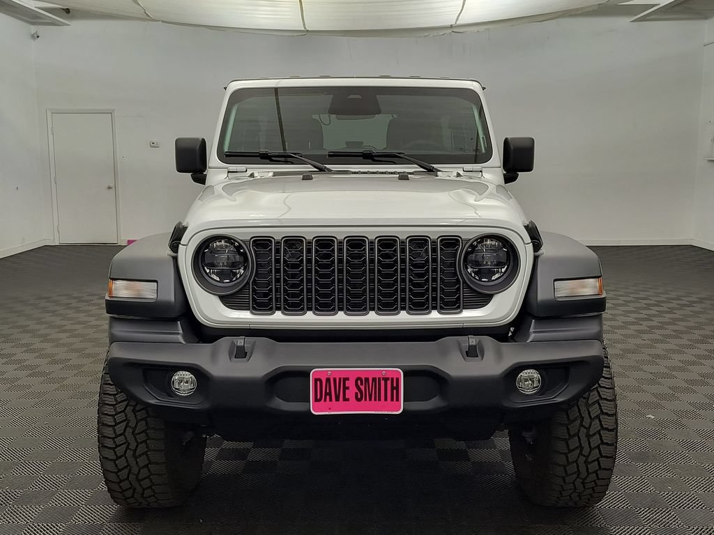 Used 2026 Jeep Wrangler Unlimited Sport AWD/4WD image 6