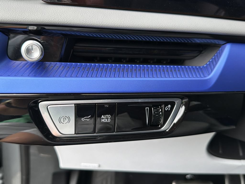New 2027 Cadillac Optiq Luxury AWD/4WD image 30