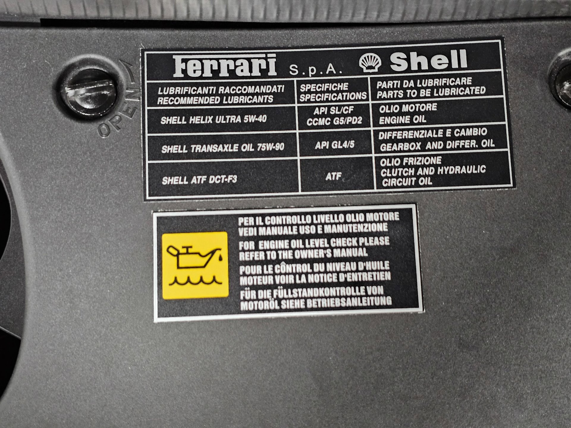 Used 2022 Ferrari 812 GTS image 24