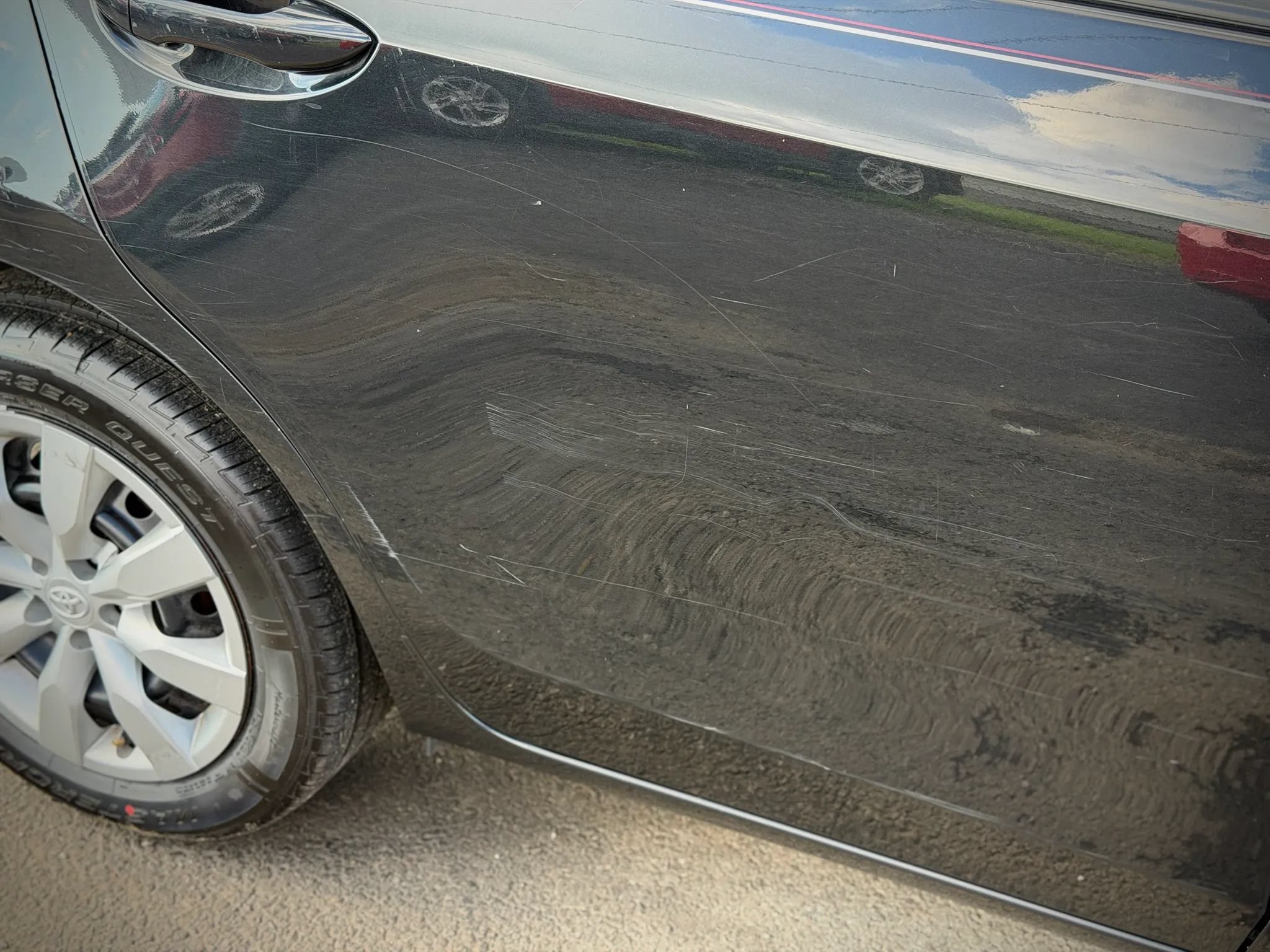Used 2014 Toyota Corolla LE FWD image 20