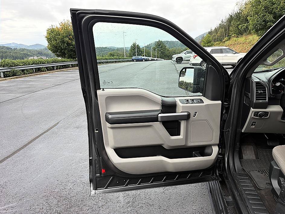 Used 2020 Ford F150 XLT AWD/4WD image 9