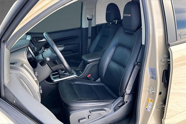 Used 2022 Chevrolet Colorado ZR2 w/ ZR2 Dusk Special Edition image 25