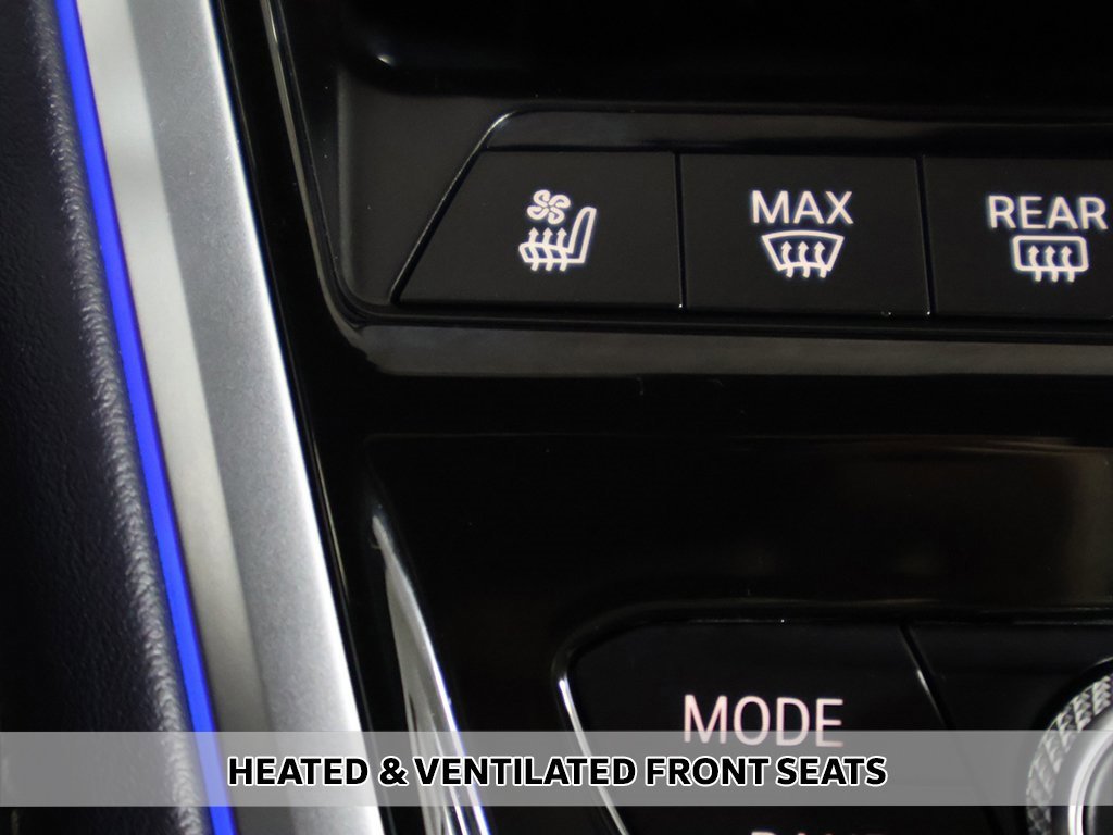 Used 2022 BMW M8 Competition w/ M Carbon Exterior Package image 9