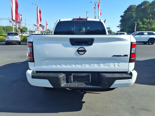 Used 2024 Nissan Frontier PRO-4X w/ Pro Convenience Package image 2