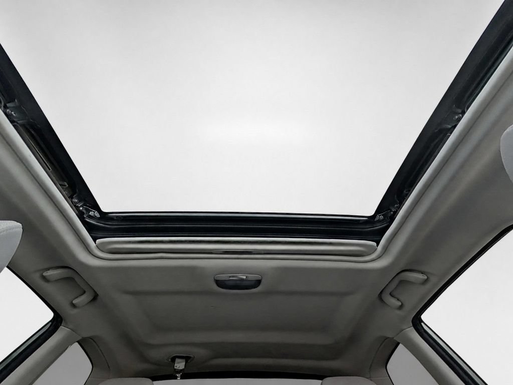 Used 2016 Subaru Forester 2.5i Premium w/ All-Weather Package AWD/4WD image 34