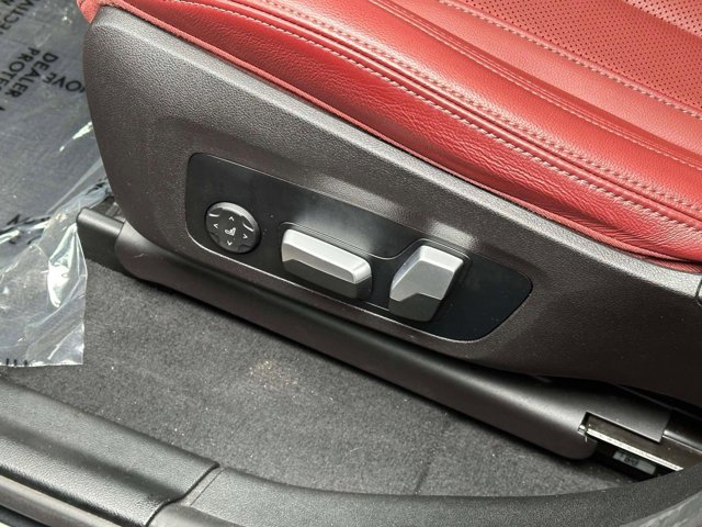 Used 2023 BMW X4 M40i w/ Premium Package image 20