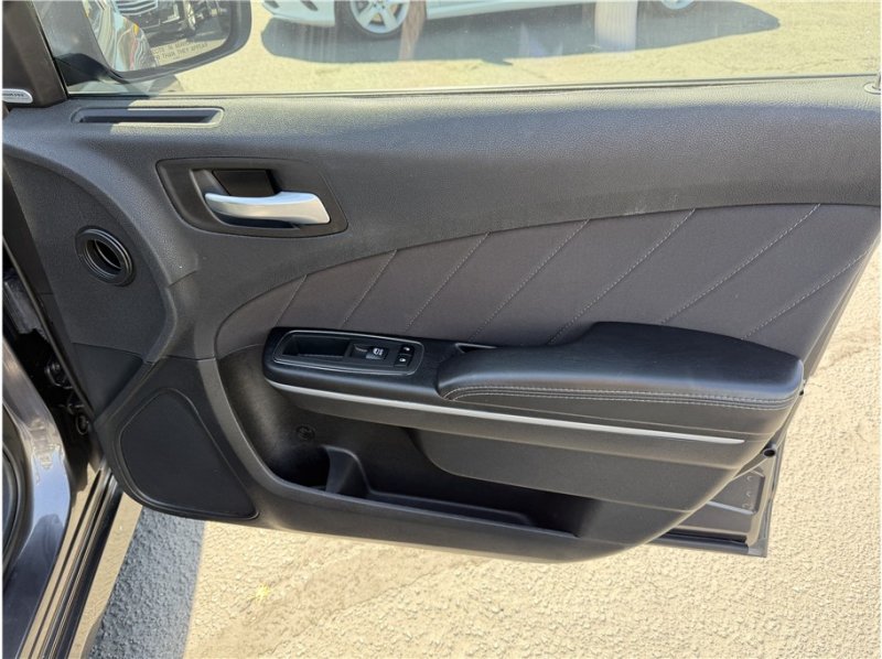 Used 2019 Dodge Charger R/T RWD image 26