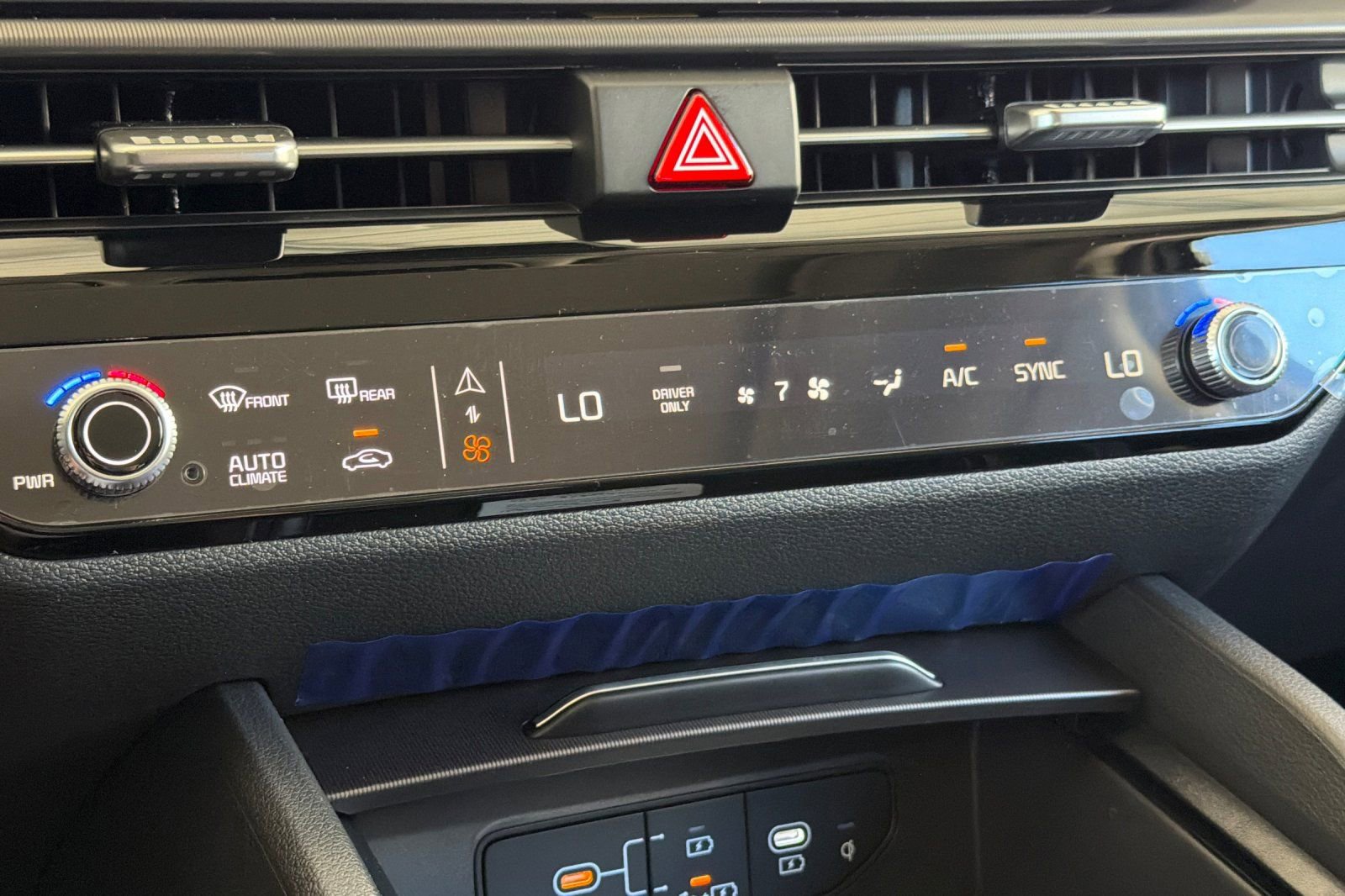 New 2026 Kia Sportage EX AWD/4WD image 18