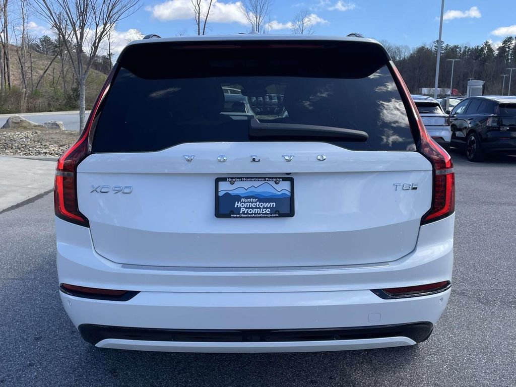 New 2026 Volvo XC90 T8 Ultra w/ Protection Package Premier image 28