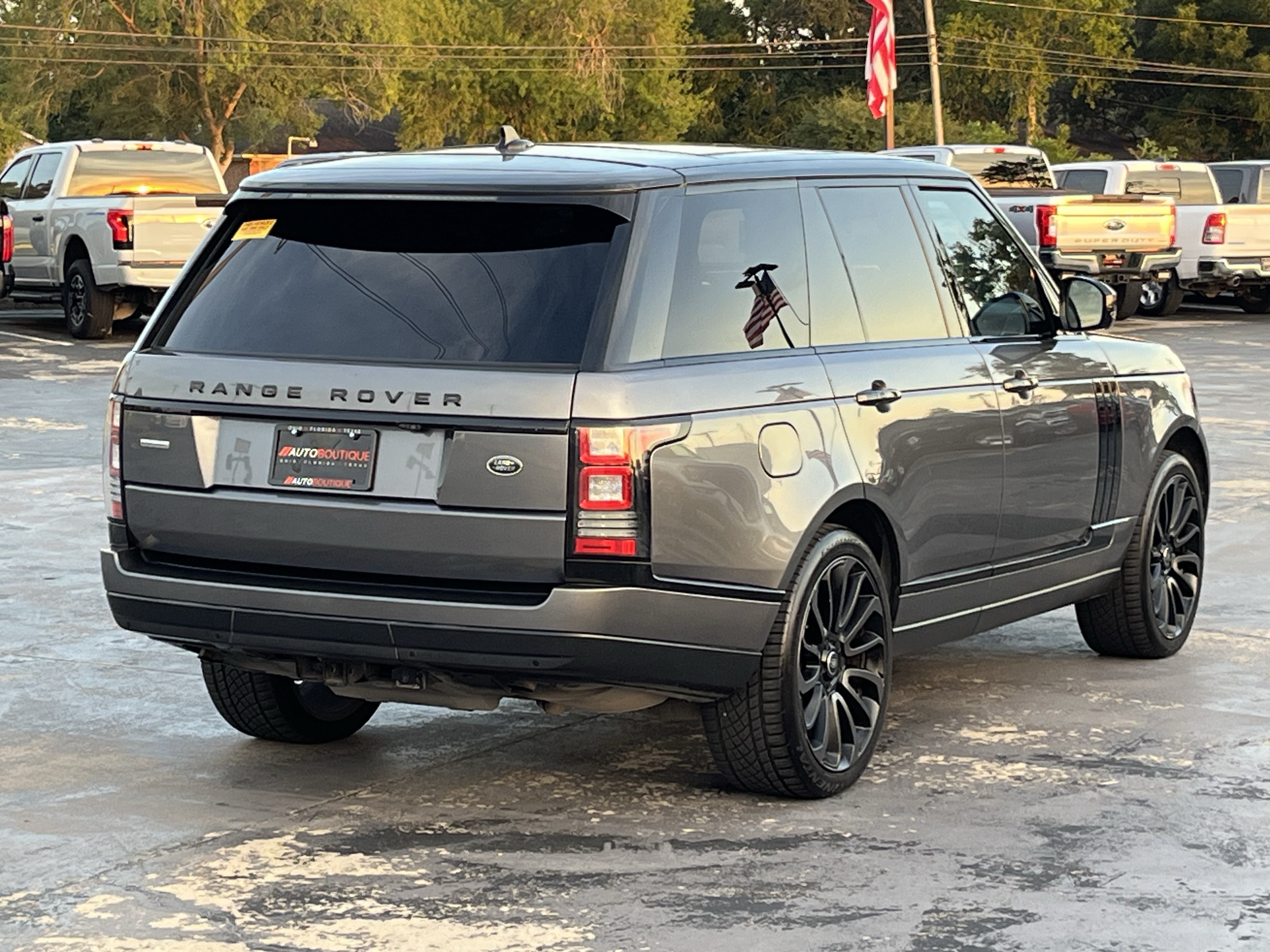Used 2016 Land Rover Range Rover Supercharged AWD/4WD image 13