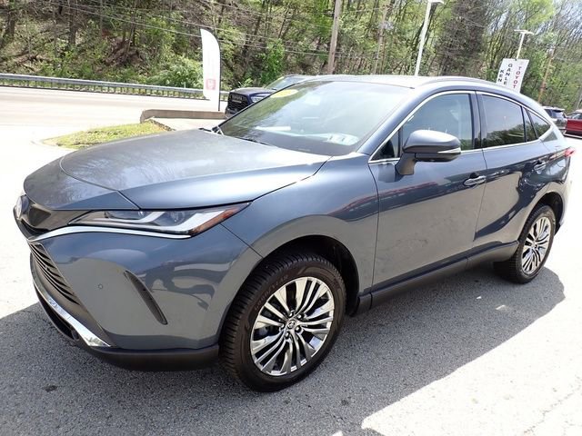 Certified 2023 Toyota Venza Limited AWD/4WD image 10