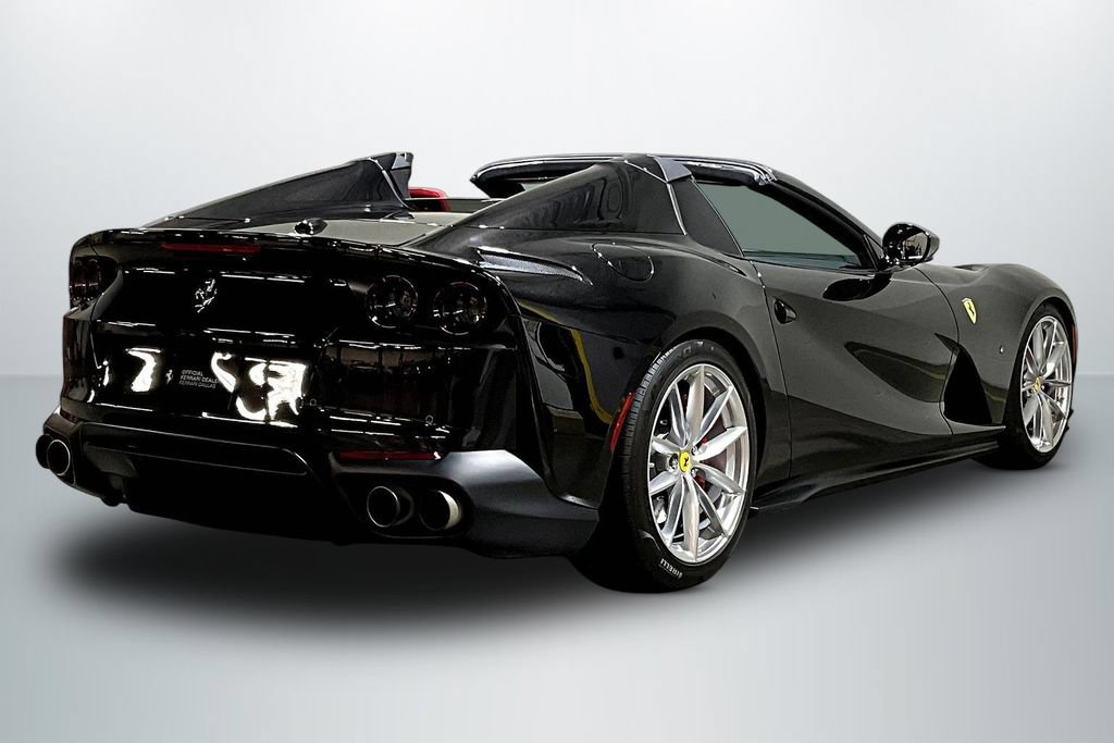 Used 2023 Ferrari 812 GTS RWD image 7