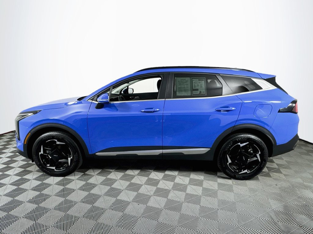 Used 2026 Kia Sportage EX w/ EX Panorama Roof Package AWD/4WD image 4