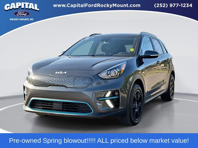 Used 2022 Kia Niro EX w/ Cold Weather Package FWD image 1