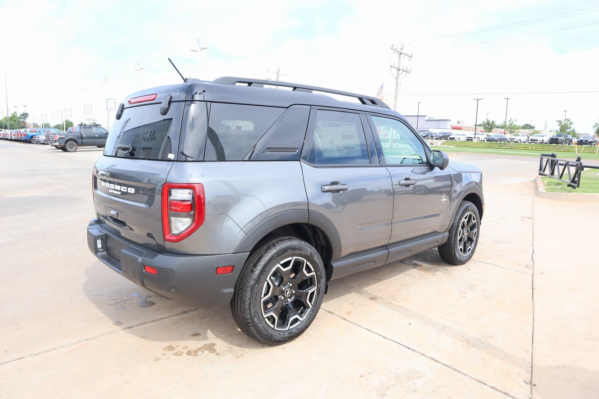 New 2025 Ford Bronco Sport Outer Banks w/ Outer Banks Tech Package+ AWD/4WD image 21