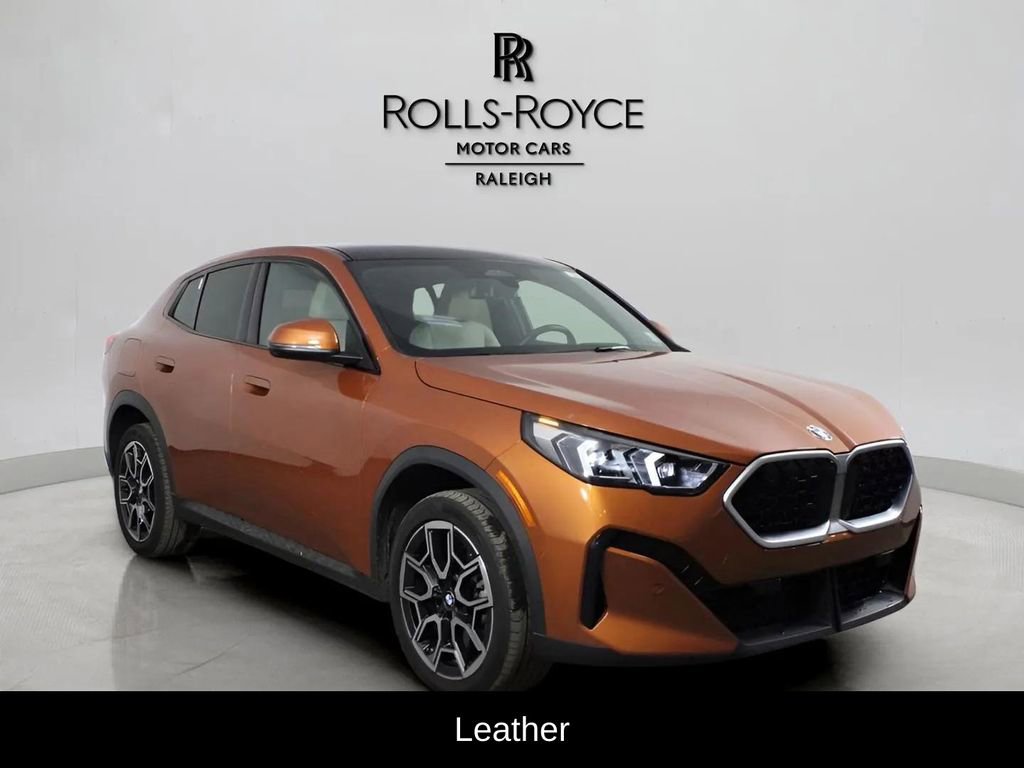 Used 2025 BMW X2 xDrive28i AWD/4WD image 3