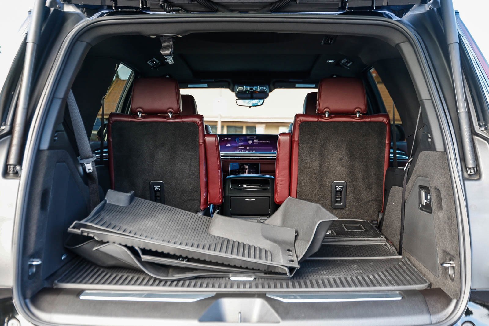 Used 2025 Cadillac Escalade Sport w/ Touring Package image 26