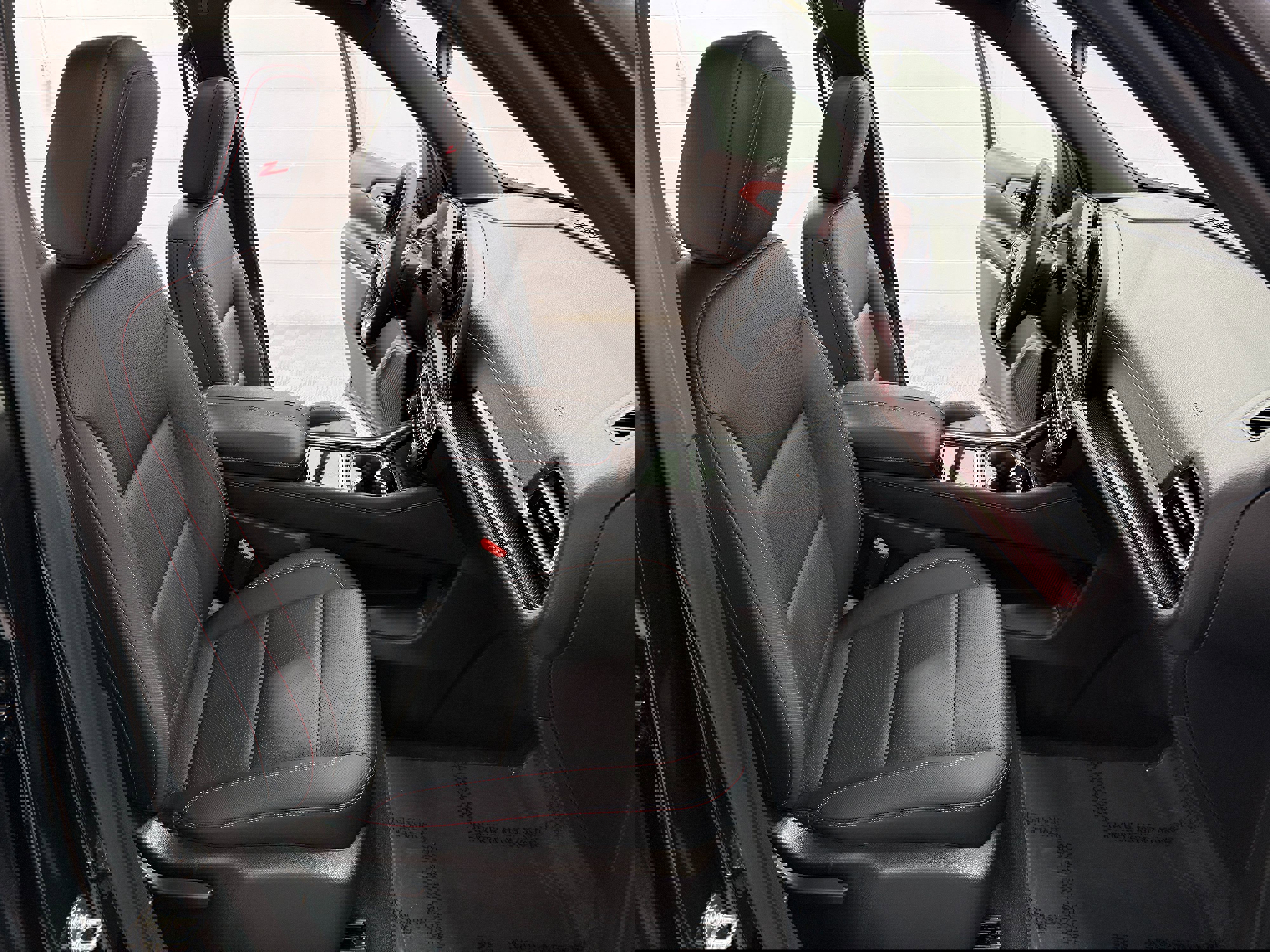 Used 2025 Chevrolet Traverse Z71 w/ LPO, Floor Liner Package image 18