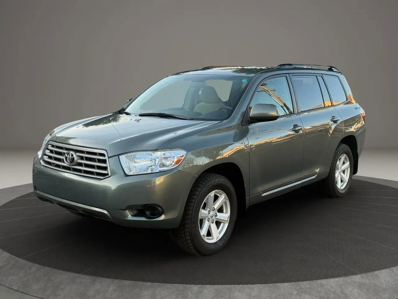 Used 2010 Toyota Highlander 2WD image 6