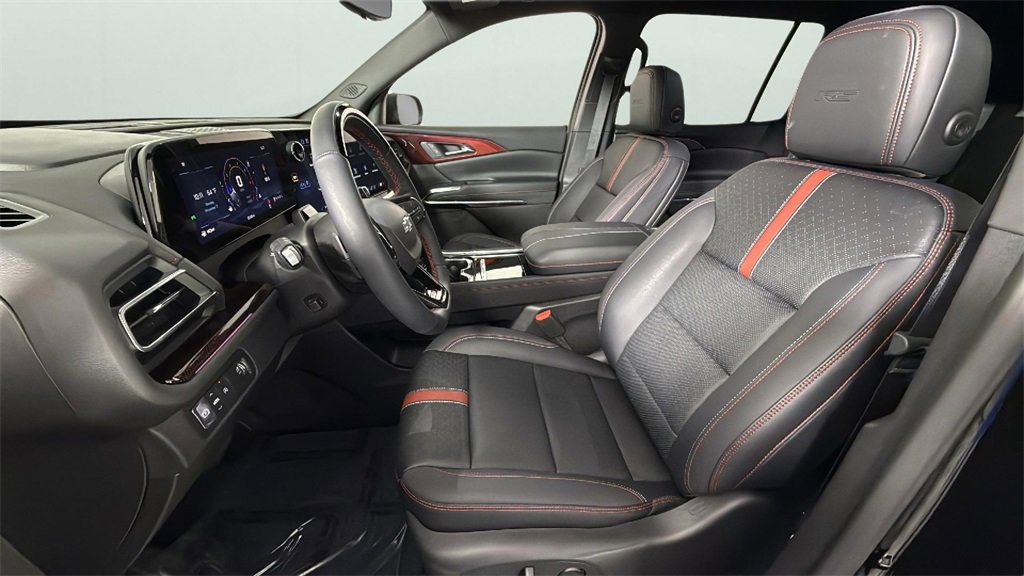 Certified 2026 Chevrolet Traverse RS image 33